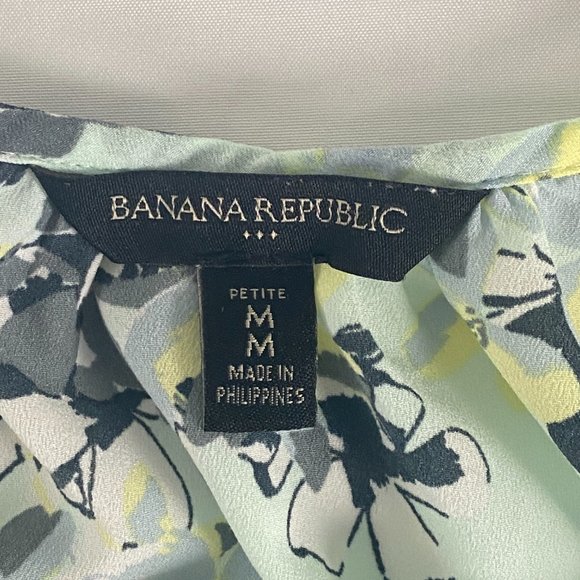 Banana Republic Blouse Women M Petite Floral Flutter Sleeve Green Scoop Neck Top - Picture 7 of 9